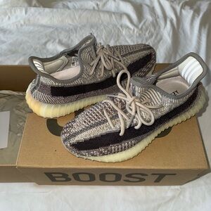 Adidas Yeezy Boost 350 V2 Sneakers - Gray and Black